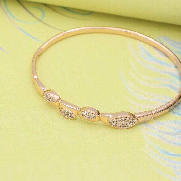 Rose Gold Plated Bangle with Leaf-Inspired Sparkling Design, XPBL0552 - Picture 3 of 12